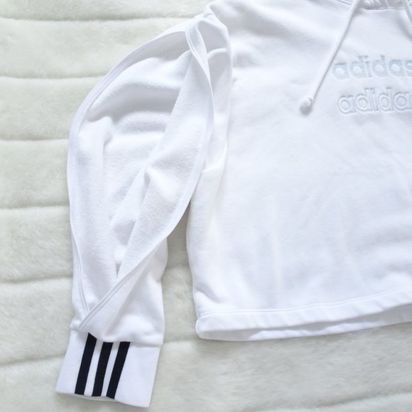 Adidas Pullover White Crop Sweatshirt Large Oversize with split sleeve. - Picture 4 of 11